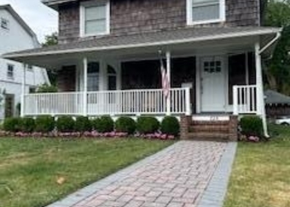 724 Westwood Avenue - Photo 1