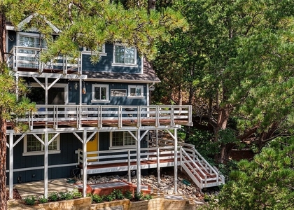 27313 Pinewood - Photo 1