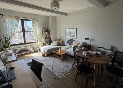 East 11th st - Photo 1