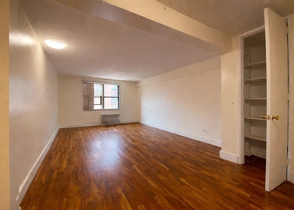 Clarkson Avenue - Photo 1