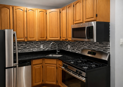 Ralph Avenue - Photo 1