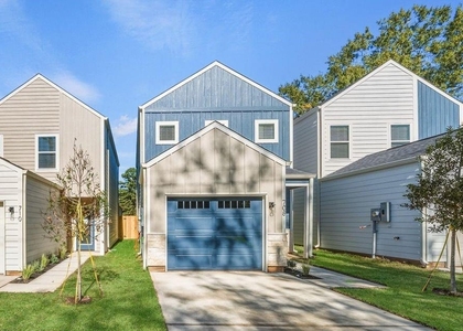 708 West Dallas Street - Photo 1