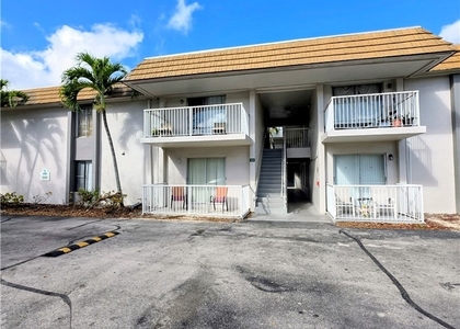 1830 Maravilla Avenue - Photo 1