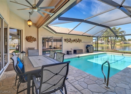 1466 Vintage Lane - Photo 1