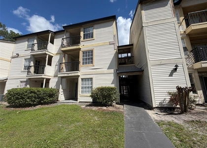 1940 Lake Atriums Circle - Photo 1