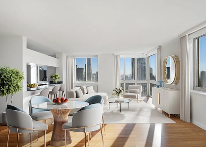 5th Avenue - Photo 1