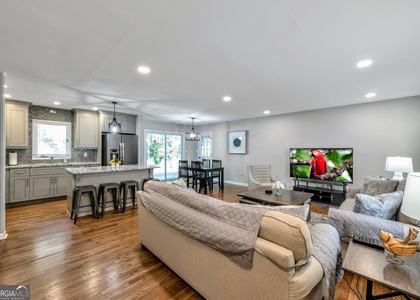 444 Smyrna Powder Springs Road - Photo 1