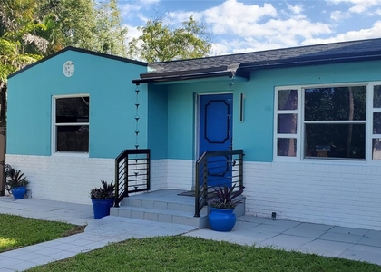 1548 Sw 28th Avenue - Photo 1