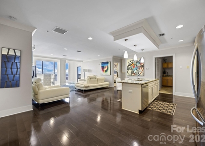 222 S Caldwell Street - Photo 1