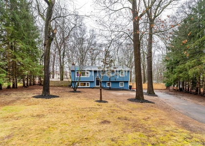 9 E Stemmer Lane - Photo 1