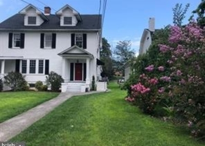 21 Stewart Street S - Photo 1