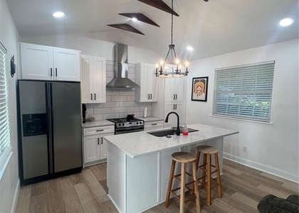 311 E Floribraska Avenue - Photo 1