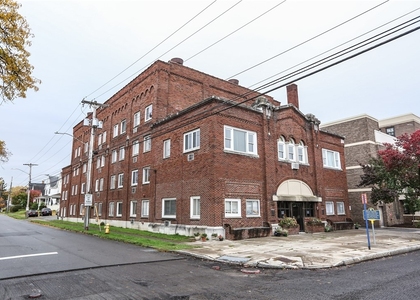 400 Main Street - Photo 1