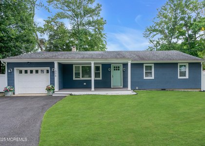 1506 Evergreen Avenue - Photo 1