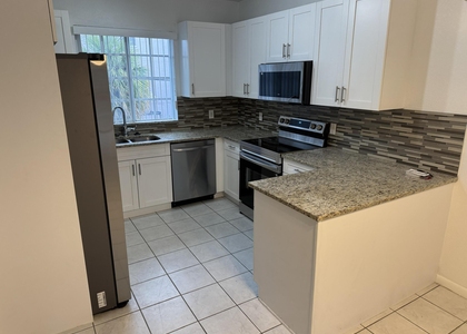 2010 Taylor Street - Photo 1