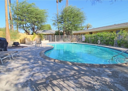807 E Cottonwood Road - Photo 1