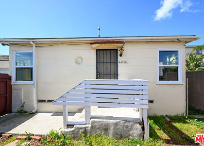 4430 W 134th Street - Photo 1