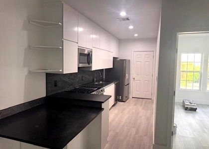 2901 Isabella Street - Photo 1