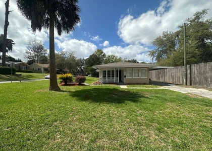 408 Ne 12 Avenue - Photo 1