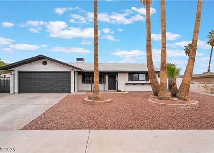 3992 Chinchilla Avenue - Photo 1