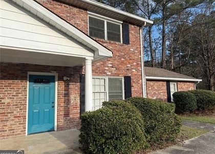 4500 Shannon Boulevard - Photo 1
