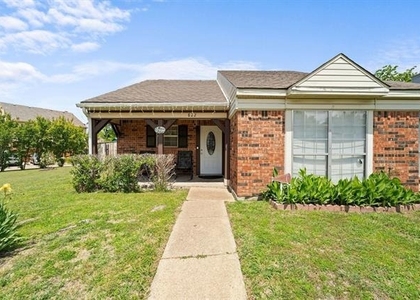 822 Colchester Drive - Photo 1