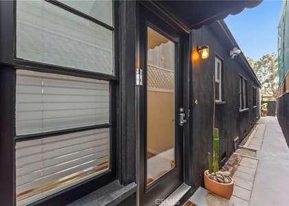 425 Venice - Photo 1