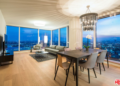 889 Francisco Street - Photo 1