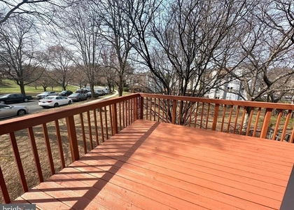 898 Bayridge Drive - Photo 1