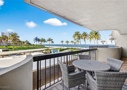 4001 Gulf Shore Boulevard N - Photo 1