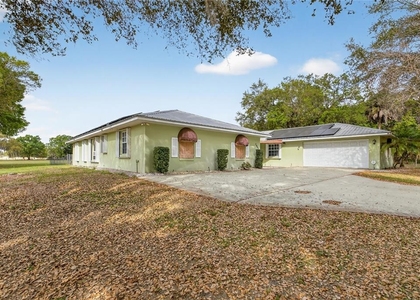 2065 Oak Beach Boulevard - Photo 1