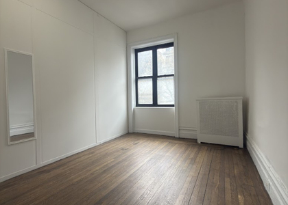 Claremont Ave & Tiemann Place - Photo 1