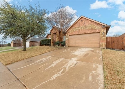 400 Hidden Lake Court - Photo 1