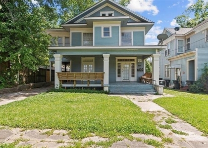 1019 Sheridan Avenue - Photo 1