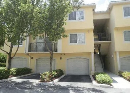 500 Crestwood Court N - Photo 1