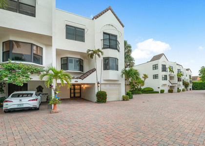 170 Celestial Way - Photo 1