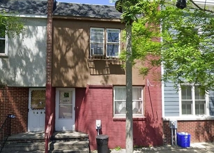 1607 Page Street - Photo 1