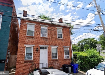 480 W South Street - Photo 1