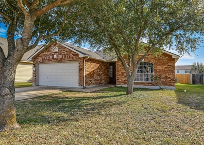 401 Bandara Woods Blvd - Photo 1