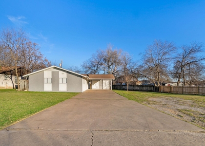 11103 Renel Dr - Photo 1