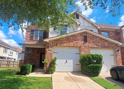 13134 Stratford Skies Lane - Photo 1