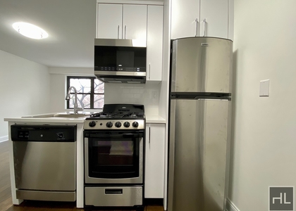 E 16 St - Photo 1