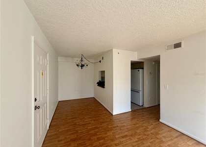 1114 S Pine Ridge Circle - Photo 1