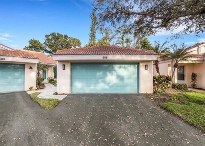 606 Marcus Street - Photo 1
