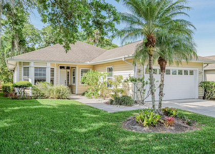 335 Hawthorne Lane - Photo 1