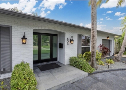 603 Se 7th Avenue - Photo 1