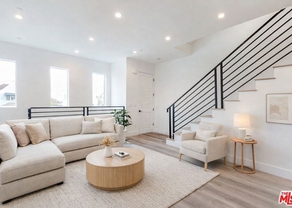 525 N Normandie Avenue - Photo 1