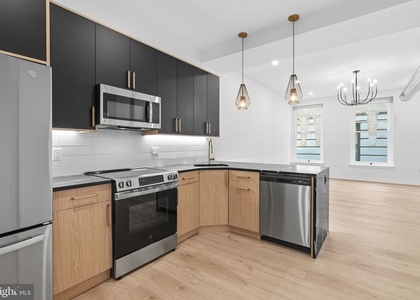 203 S 13th Street - Photo 1