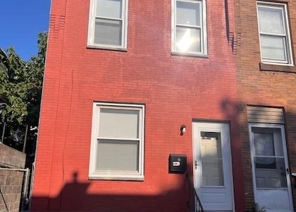 2710 N Taylor Street - Photo 1