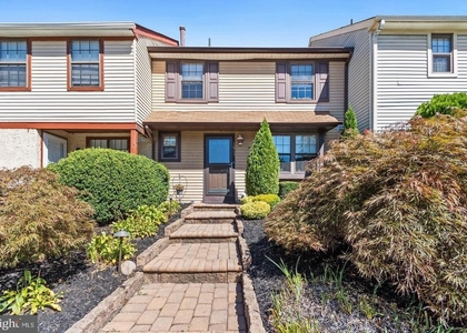 1003 Mulberry Court - Photo 1